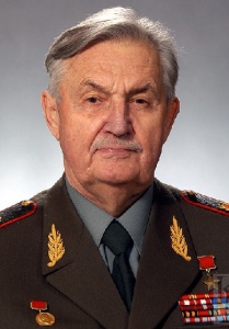 Валентин Иванович Варенников