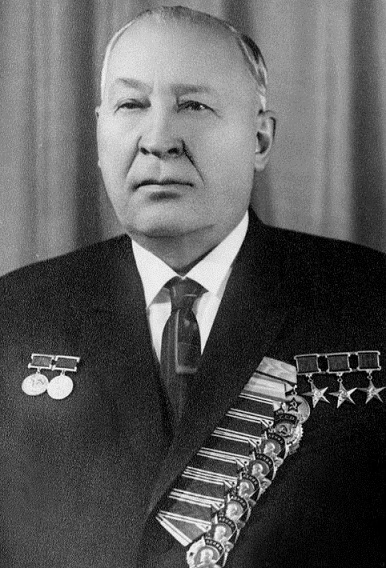 Ефим Павлович Славский